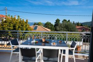 luxury-apt-karavomilos_14